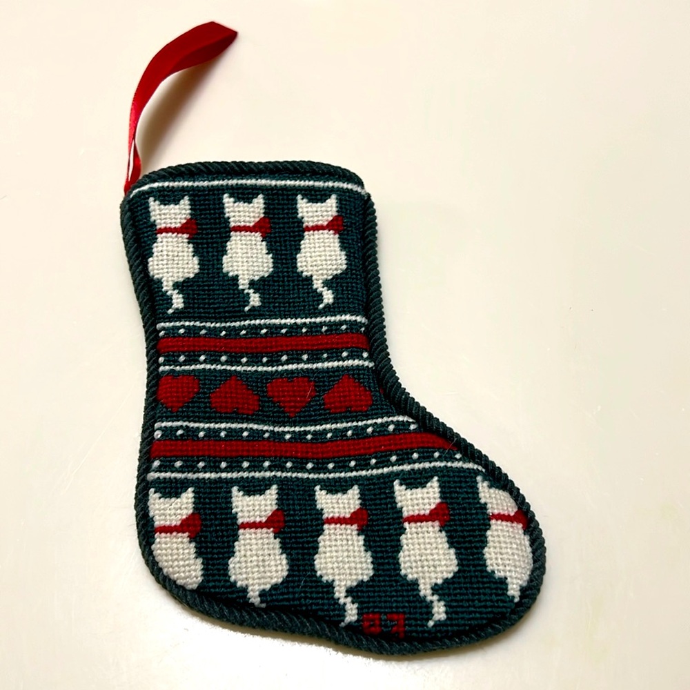 Finished, Heirloom, Handmade needlepoint  ornament Kittens and hearts!